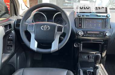 Внедорожник / Кроссовер Toyota Land Cruiser Prado 2017 в Сумах