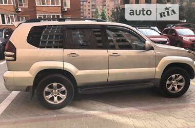 Внедорожник / Кроссовер Toyota Land Cruiser Prado 2004 в Киеве