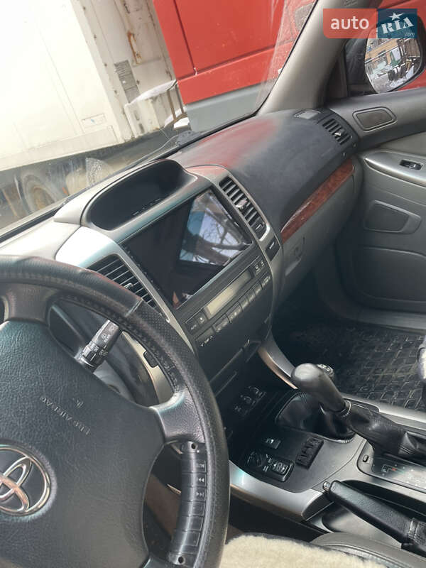 Внедорожник / Кроссовер Toyota Land Cruiser Prado 2006 в Харькове