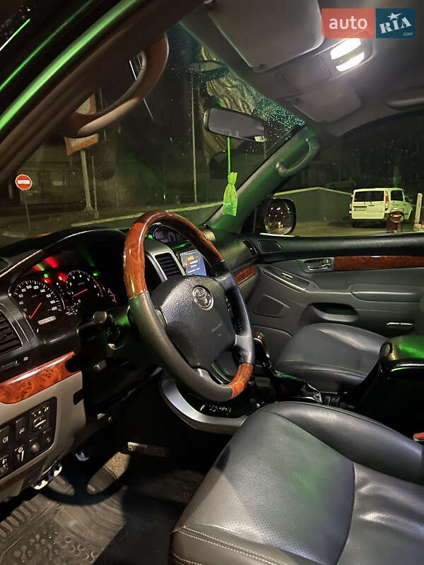 Позашляховик / Кросовер Toyota Land Cruiser Prado 2006 в Одесі