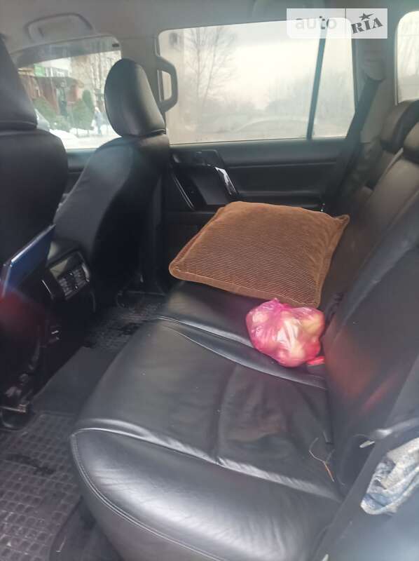 Позашляховик / Кросовер Toyota Land Cruiser Prado 2013 в Сумах фото 7 Позашляховик / Кросовер Toyota Land Cruiser Prado 2013 в Сумах