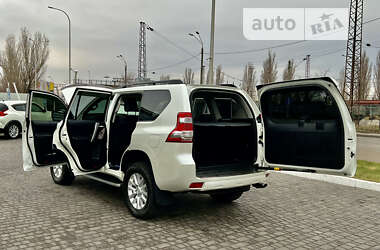 Внедорожник / Кроссовер Toyota Land Cruiser Prado 2013 в 