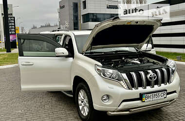 Внедорожник / Кроссовер Toyota Land Cruiser Prado 2013 в 