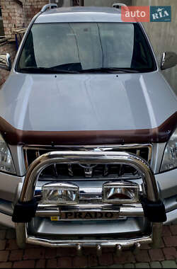 Внедорожник / Кроссовер Toyota Land Cruiser Prado 2007 в 