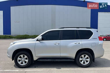 Toyota Land Cruiser Prado 2011