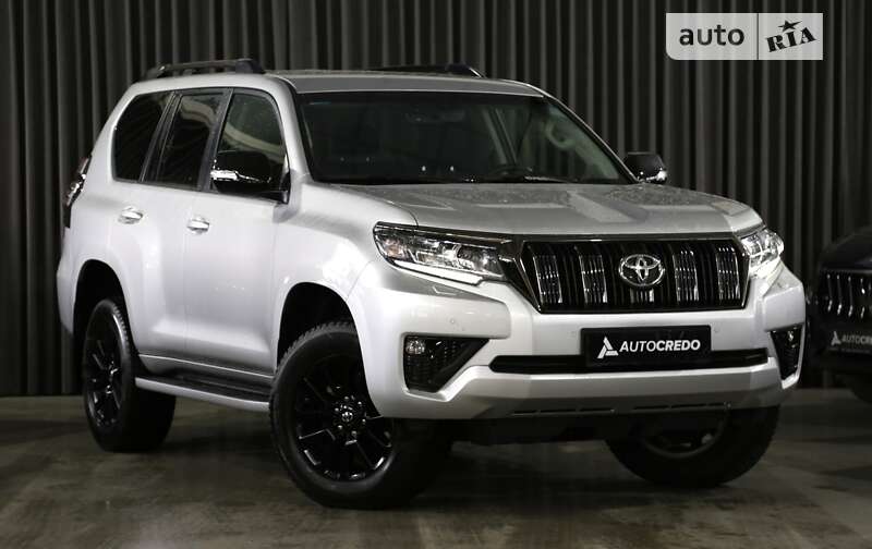 LAND CRUISER PRADO 4.0 BLACK EDITION 2021