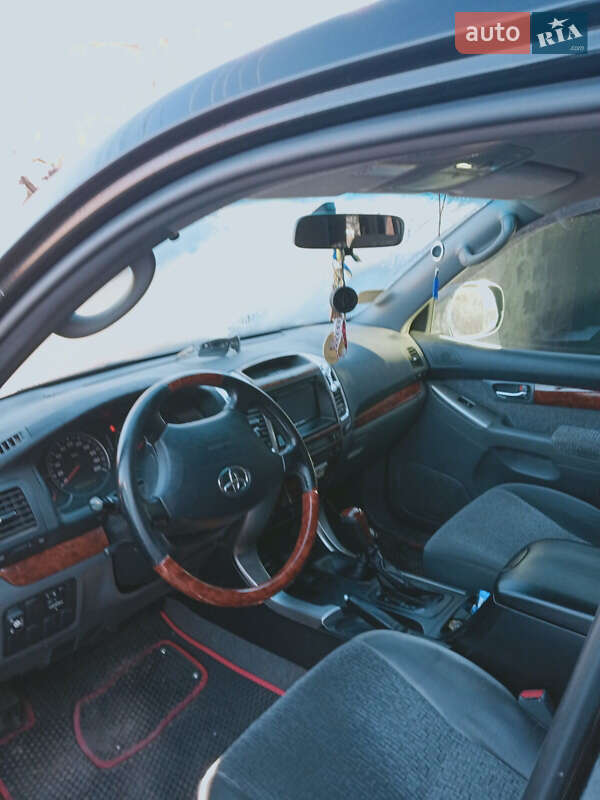 Внедорожник / Кроссовер Toyota Land Cruiser Prado 2007 в Киеве