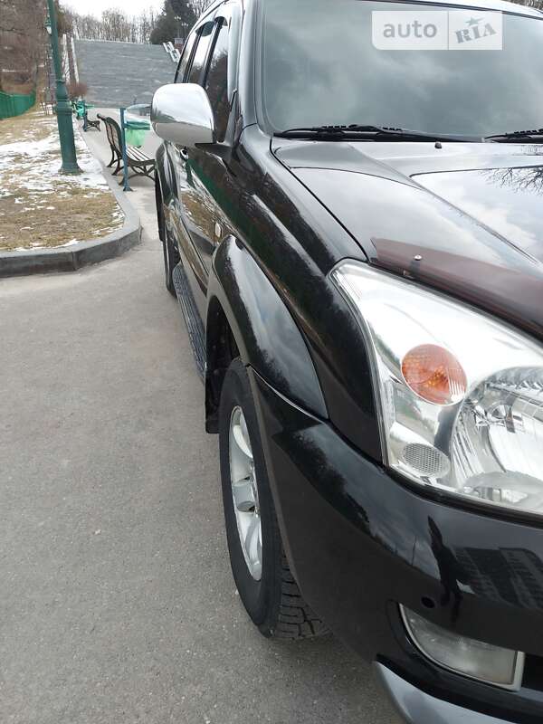 Внедорожник / Кроссовер Toyota Land Cruiser Prado 2005 в Харькове