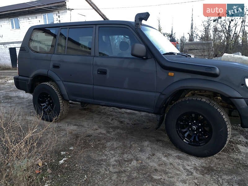 Позашляховик / Кросовер Toyota Land Cruiser Prado 1997 в Києві