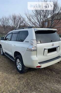 Позашляховик / Кросовер Toyota Land Cruiser Prado 2011 в Запоріжжі