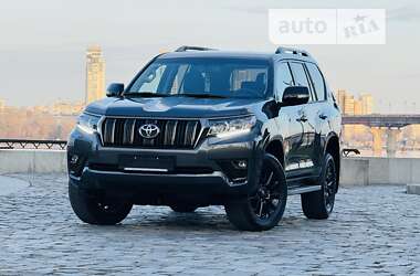 Toyota Land Cruiser Prado 2021