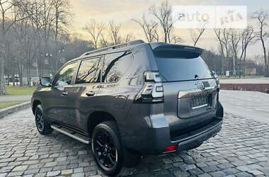 Внедорожник / Кроссовер Toyota Land Cruiser Prado 2021 в Киеве