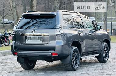 Внедорожник / Кроссовер Toyota Land Cruiser Prado 2021 в Киеве