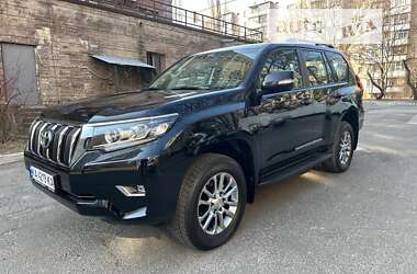 Toyota Land Cruiser Prado 2023