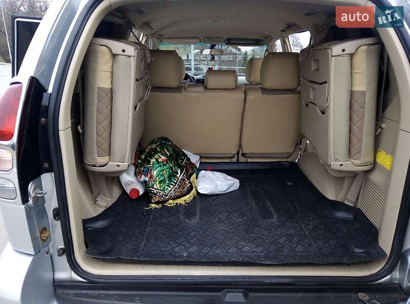 Позашляховик / Кросовер Toyota Land Cruiser Prado 2005 в Чернігові