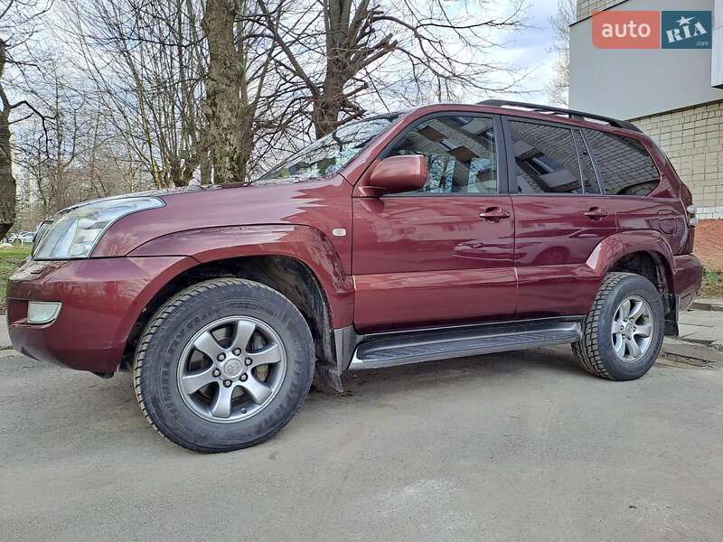 Внедорожник / Кроссовер Toyota Land Cruiser Prado 2008 в Трускавце