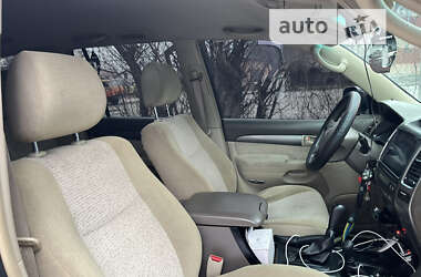 Внедорожник / Кроссовер Toyota Land Cruiser Prado 2004 в 