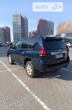 Внедорожник / Кроссовер Toyota Land Cruiser Prado 2018 в Киеве