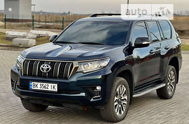 Позашляховик / Кросовер Toyota Land Cruiser Prado 2022 в Рівному