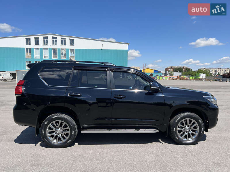 Внедорожник / Кроссовер Toyota Land Cruiser Prado 2018 в Виннице