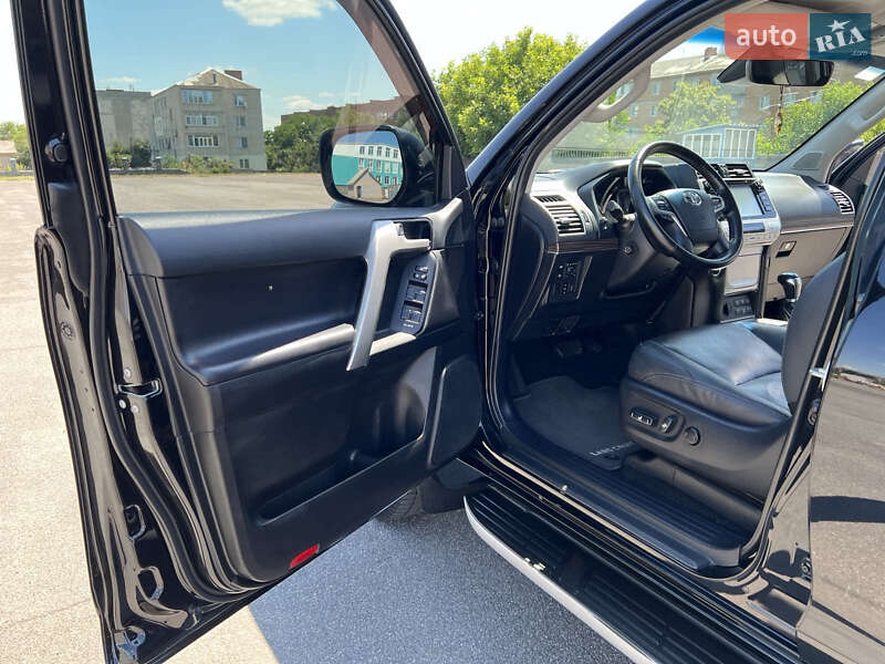 Внедорожник / Кроссовер Toyota Land Cruiser Prado 2018 в Виннице