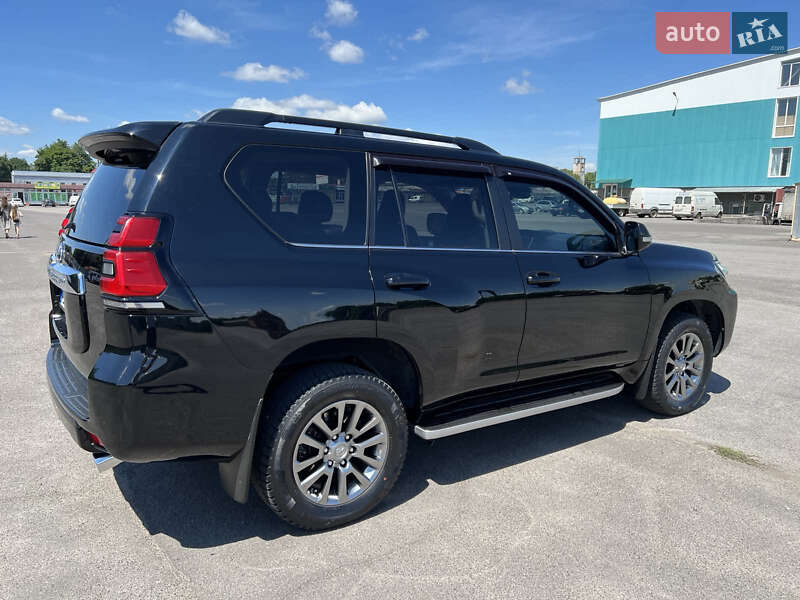 Внедорожник / Кроссовер Toyota Land Cruiser Prado 2018 в Виннице