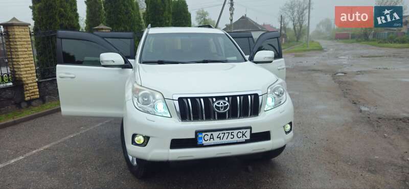 Позашляховик / Кросовер Toyota Land Cruiser Prado 2013 в Смілі