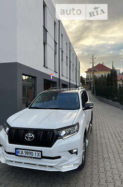 Внедорожник / Кроссовер Toyota Land Cruiser Prado 2021 в Черновцах