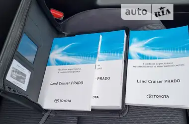 Toyota Land Cruiser Prado 2022