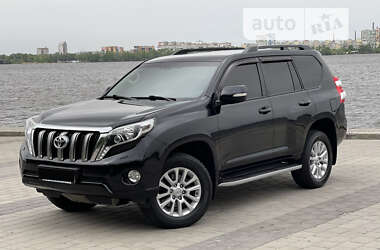 Внедорожник / Кроссовер Toyota Land Cruiser Prado 2014 в Днепре