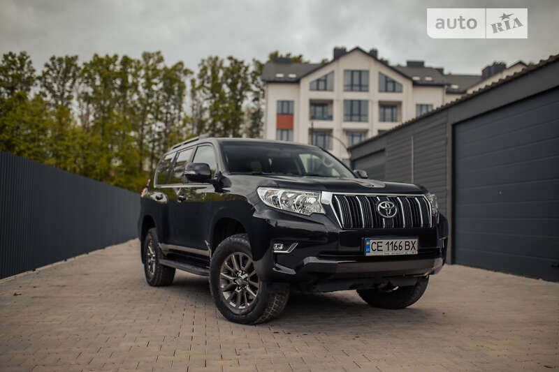 Позашляховик / Кросовер Toyota Land Cruiser Prado 2018 в Чернівцях