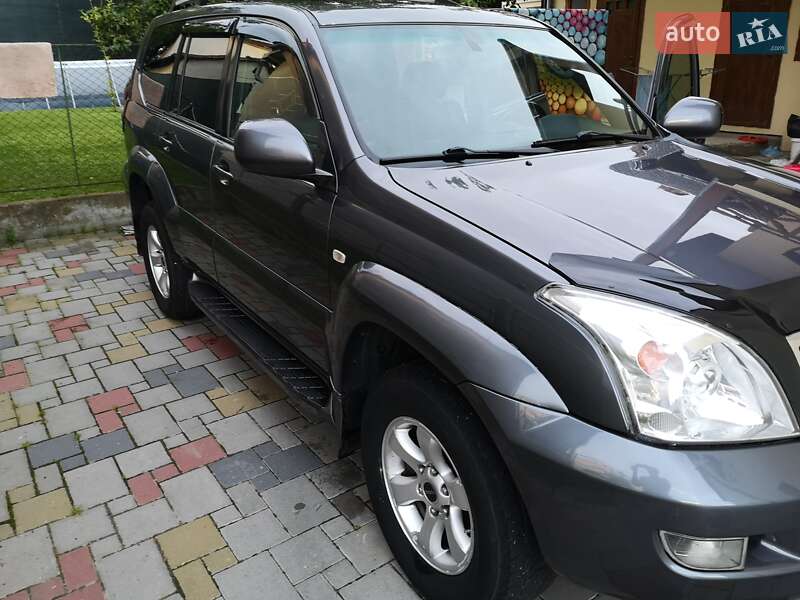 Внедорожник / Кроссовер Toyota Land Cruiser Prado 2005 в Дрогобыче