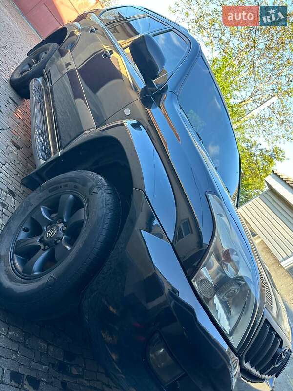 Позашляховик / Кросовер Toyota Land Cruiser Prado 2004 в Харкові