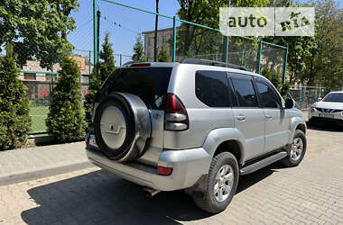 Внедорожник / Кроссовер Toyota Land Cruiser Prado 2004 в Черновцах