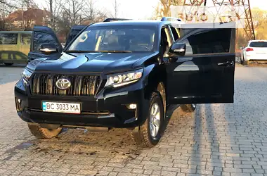 Toyota Land Cruiser Prado 2023