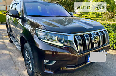 Позашляховик / Кросовер Toyota Land Cruiser Prado 2017 в Вінниці