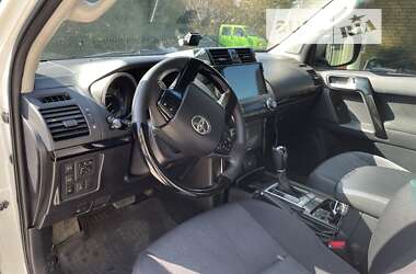 Внедорожник / Кроссовер Toyota Land Cruiser Prado 2013 в Харькове