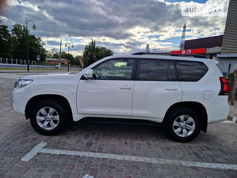 Внедорожник / Кроссовер Toyota Land Cruiser Prado 2018 в Харькове