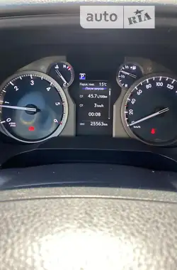 Toyota Land Cruiser Prado 2019