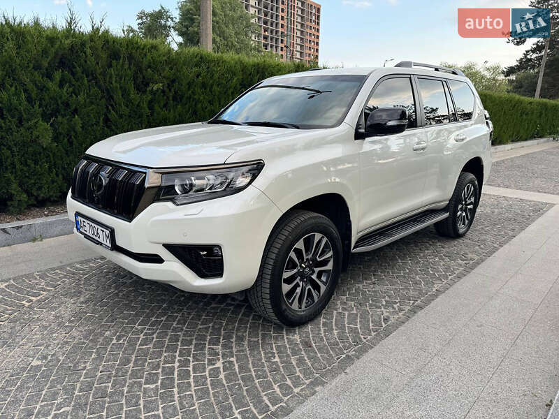 Внедорожник / Кроссовер Toyota Land Cruiser Prado 2022 в Днепре
