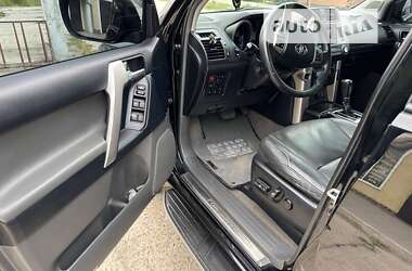 Внедорожник / Кроссовер Toyota Land Cruiser Prado 2012 в Килии