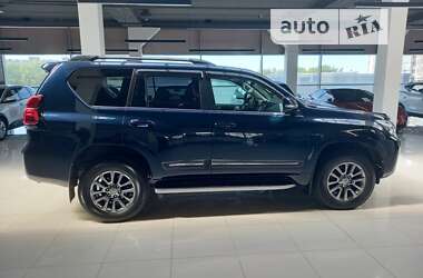 Внедорожник / Кроссовер Toyota Land Cruiser Prado 2018 в Хмельницком