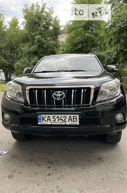 Позашляховик / Кросовер Toyota Land Cruiser Prado 2011 в Києві