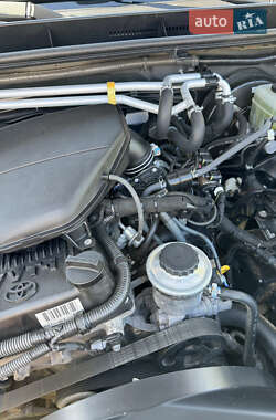Внедорожник / Кроссовер Toyota Land Cruiser Prado 2010 в 