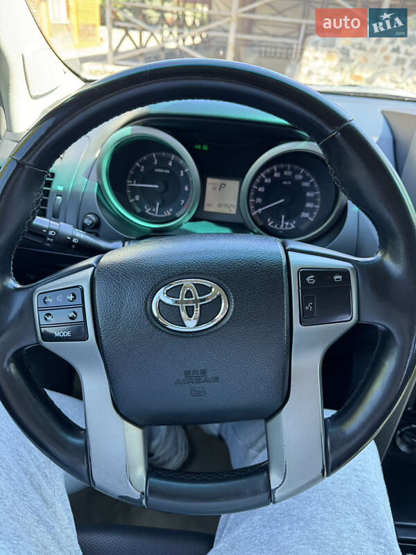 Позашляховик / Кросовер Toyota Land Cruiser Prado 2010 в Подільську