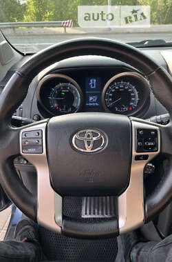 Внедорожник / Кроссовер Toyota Land Cruiser Prado 2012 в Киеве