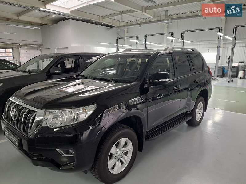 Внедорожник / Кроссовер Toyota Land Cruiser Prado 2022 в Черкассах