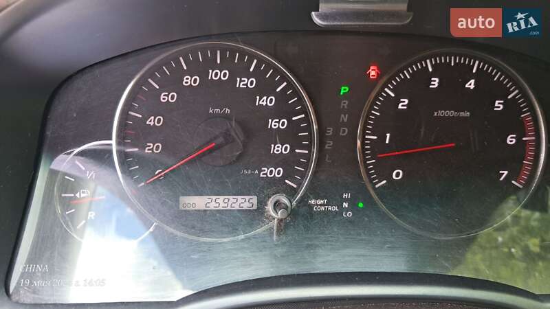 Внедорожник / Кроссовер Toyota Land Cruiser Prado 2004 в Чернигове