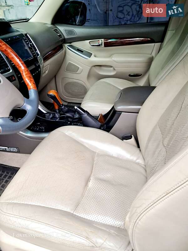 Внедорожник / Кроссовер Toyota Land Cruiser Prado 2004 в Чернигове