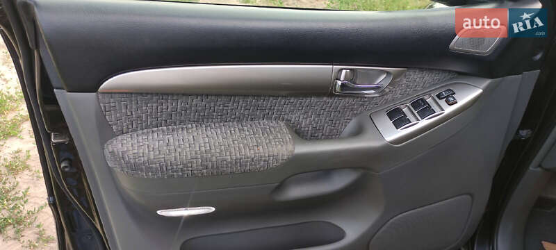 Внедорожник / Кроссовер Toyota Land Cruiser Prado 2007 в Киеве